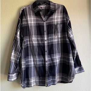 Old navy shirt